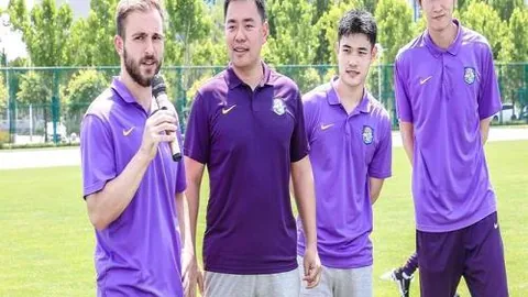 中国男足以FIFA排名上升至第90位，在亚洲位列第13名